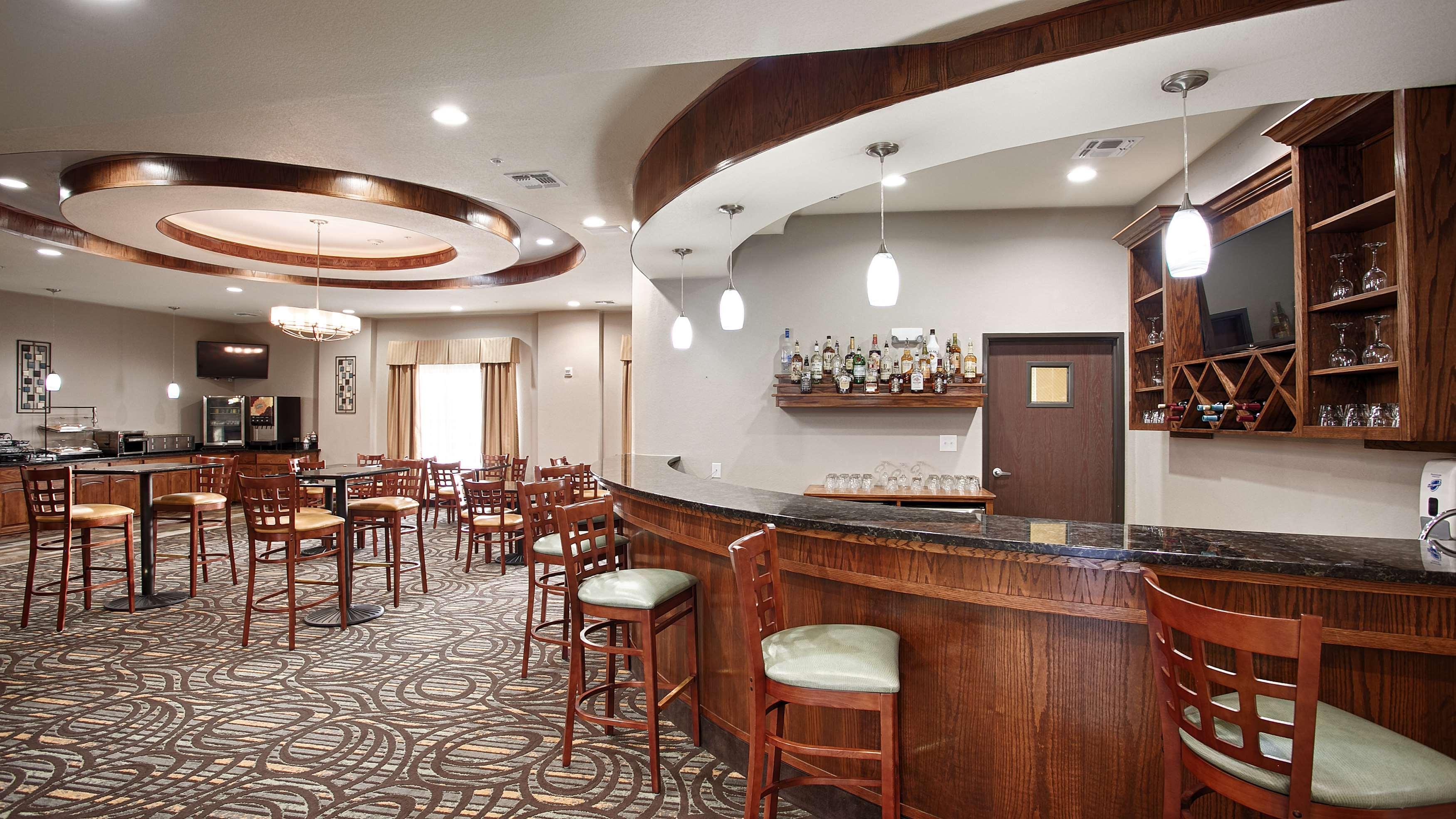 Best Western Plus Fort Worth Forest Hill Inn & Suites Екстер'єр фото